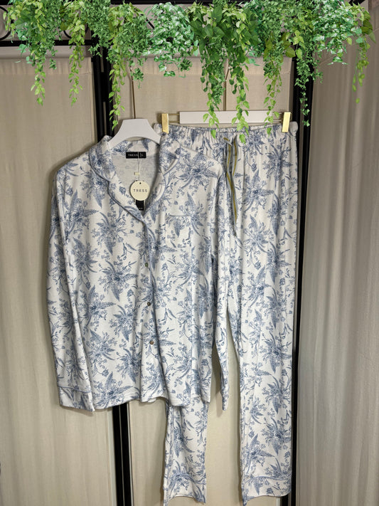 PIJAMA CAMISERO CON DETALLES AZULES