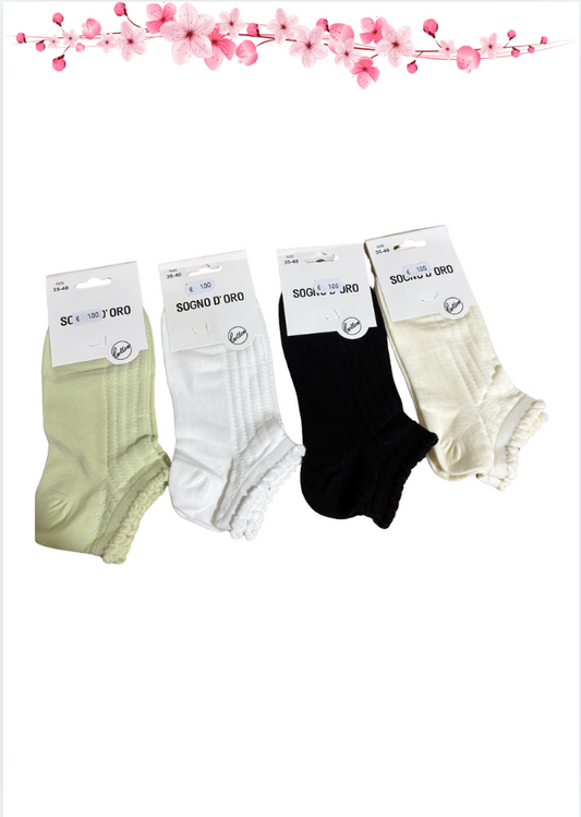 CALCETINES CON VOLANTES